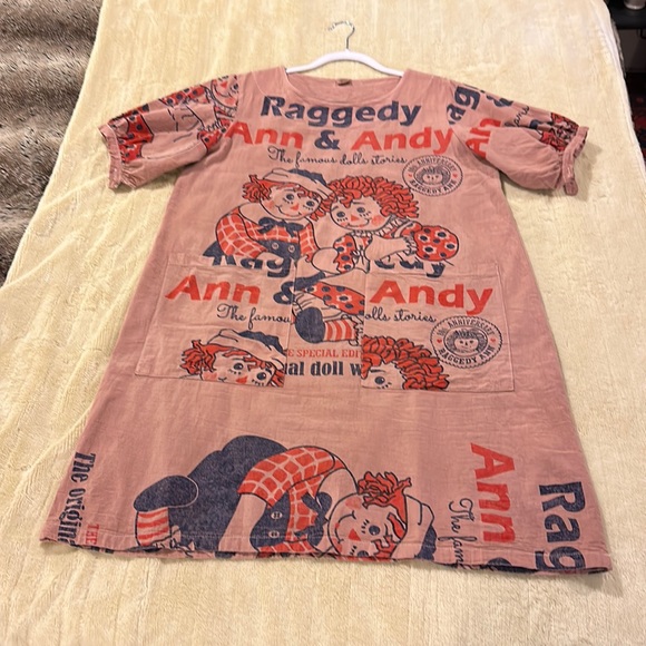 Dresses & Skirts - XL Raggedy Ann & Andy doll dress in a mauve/ dusty pink color. Awesome & unique
